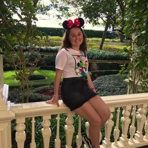 Meet your Posher, Maeve